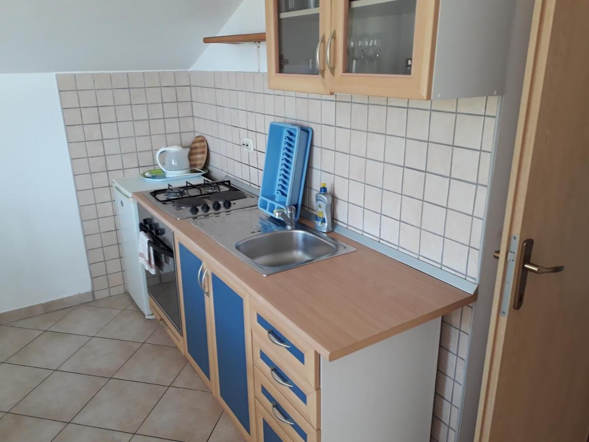 Apartment Ivana Вигань Екстер'єр фото